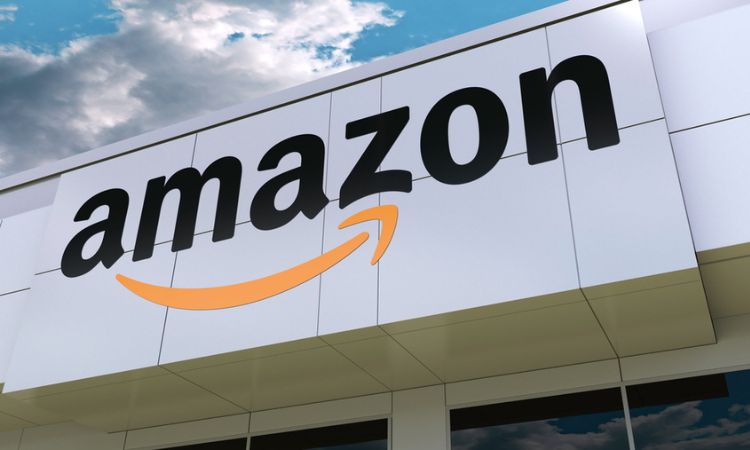 Amazon cierra 2022 perdiendo 2.700MDD: sus ventas online caen un 2% y ya ingresa más por servicios que por productos